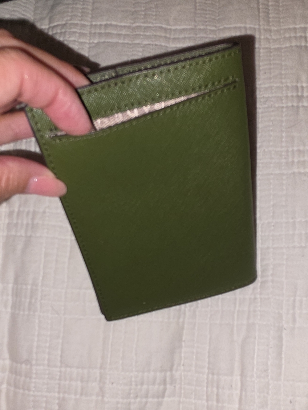 Kate Spade Passport Holder Green EUC - Picture 4 of 4
